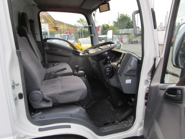 ISUZU ELF 2011