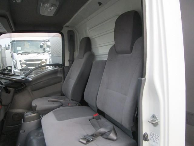 ISUZU ELF 2011
