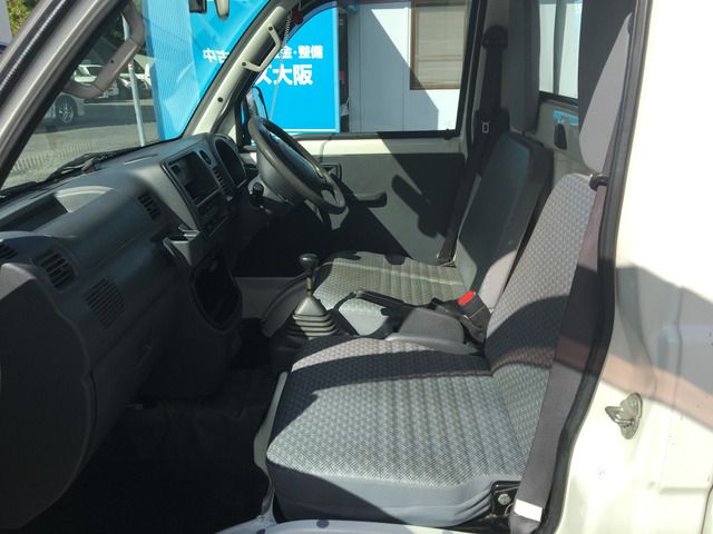 DAIHATSU HIJET truck 2013