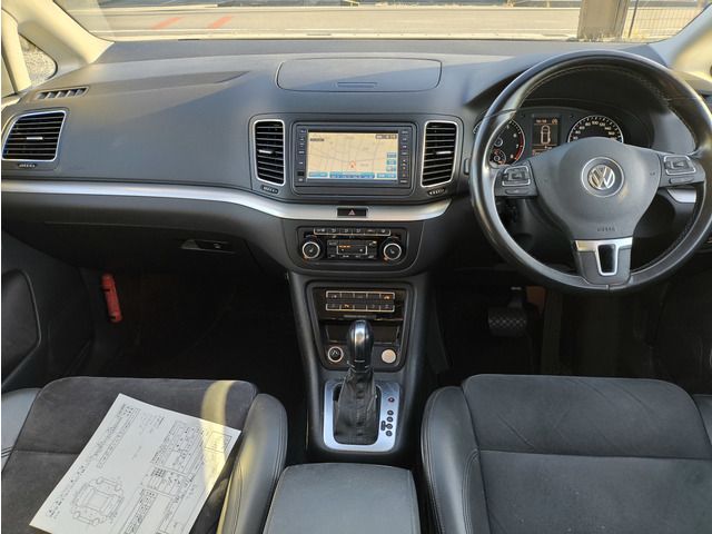 VOLKSWAGEN VOLKSWAGEN SHARAN 2012