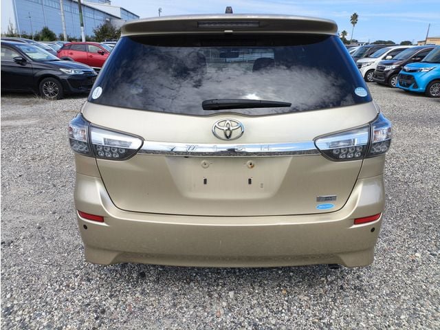 TOYOTA WISH 4WD 2013