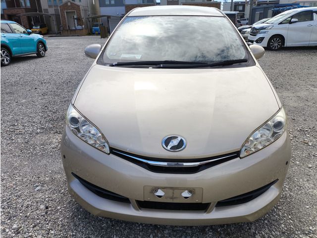 TOYOTA WISH 4WD 2013