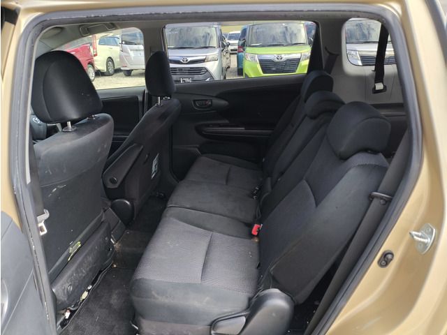 TOYOTA WISH 4WD 2013