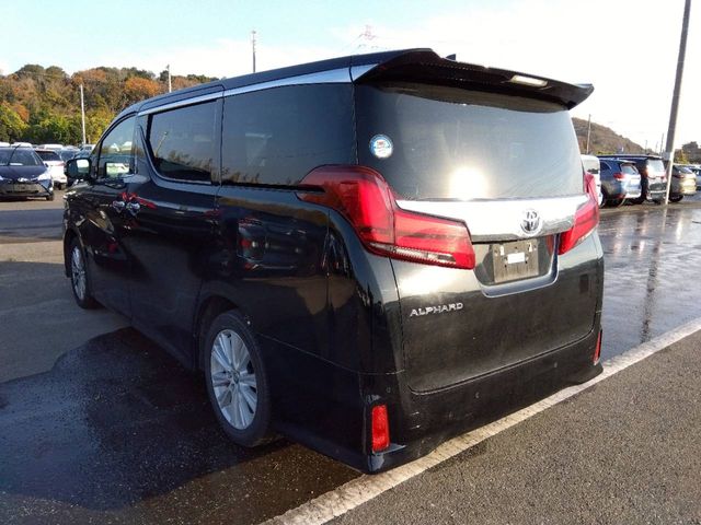 TOYOTA ALPHARD 2022