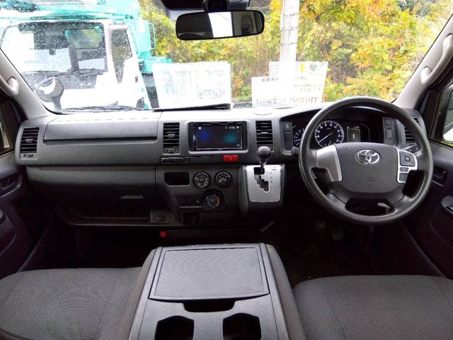 TOYOTA HIACE van 1.25t 2WD 2020