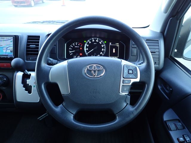 TOYOTA HIACE van 1.25t 2WD 2020