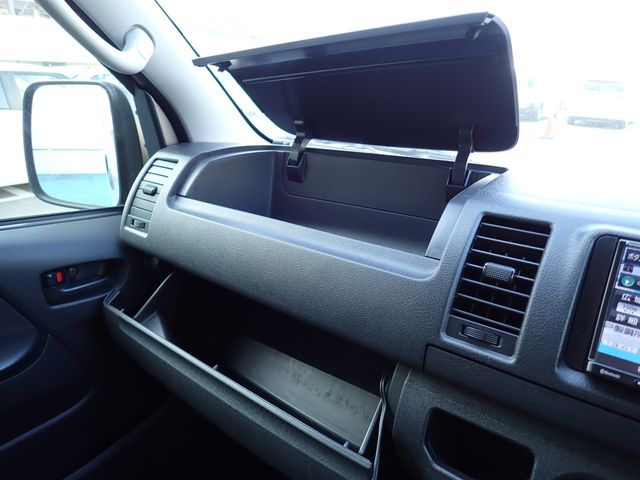 TOYOTA HIACE van 1.25t 2WD 2020