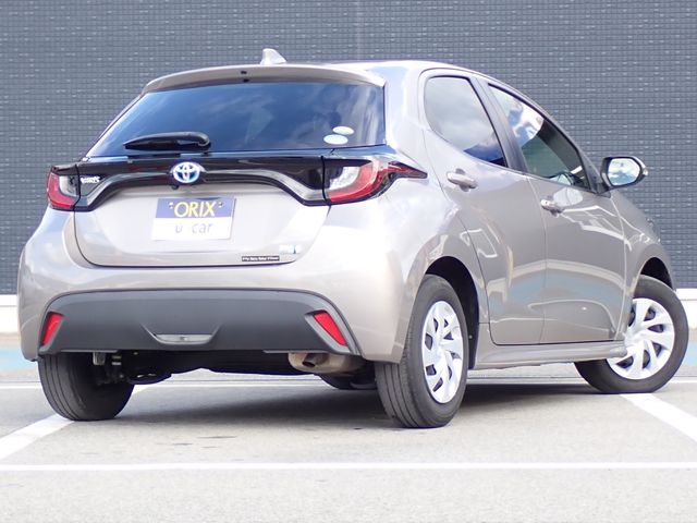 TOYOTA YARIS HYBRID 2020
