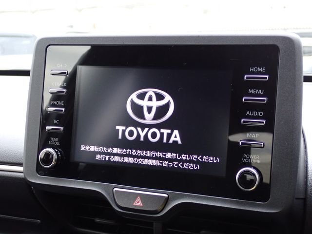 TOYOTA YARIS HYBRID 2020