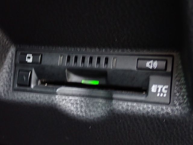 TOYOTA YARIS HYBRID 2020