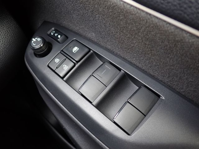 TOYOTA YARIS HYBRID 2020