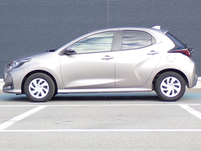 TOYOTA YARIS HYBRID 2020