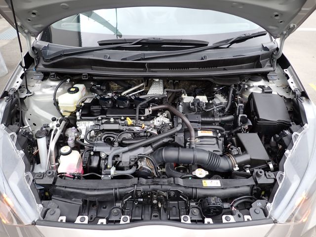 TOYOTA YARIS HYBRID 2020