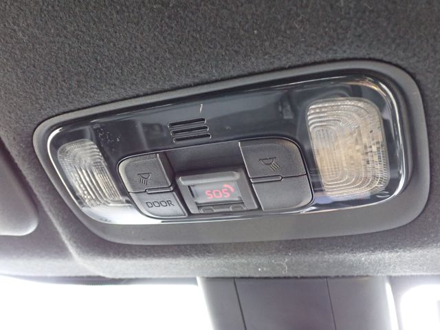 TOYOTA YARIS HYBRID 2020