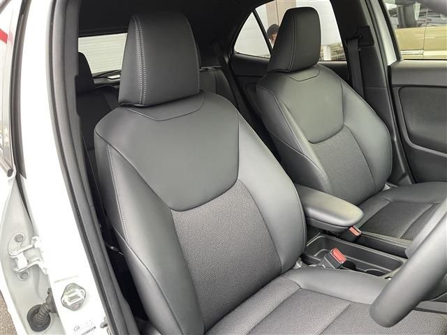 TOYOTA YARIS CROSS HYBRID 2024