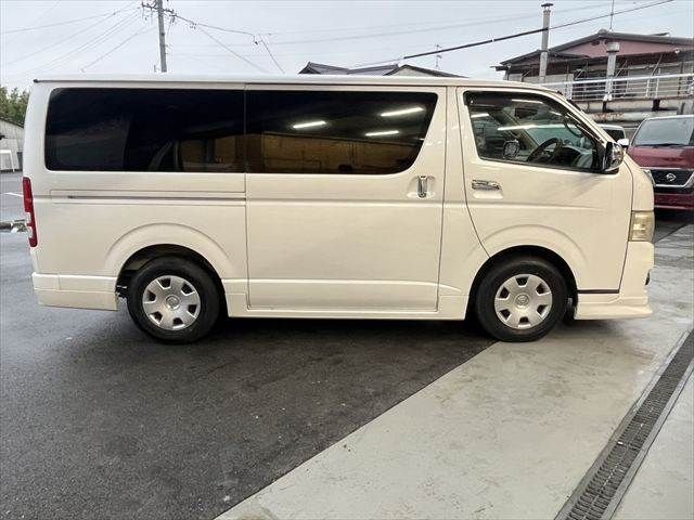 TOYOTA REGIUSACE van 2WD 2011