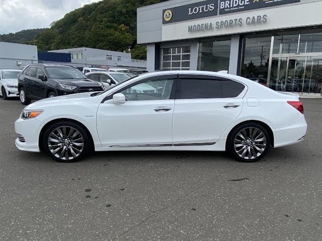 HONDA LEGEND HYBRID 2016