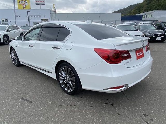 HONDA LEGEND HYBRID 2016