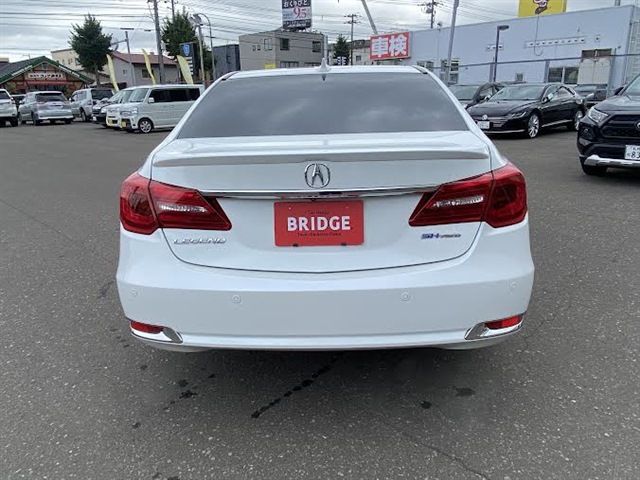 HONDA LEGEND HYBRID 2016