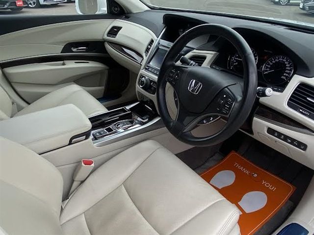 HONDA LEGEND HYBRID 2016