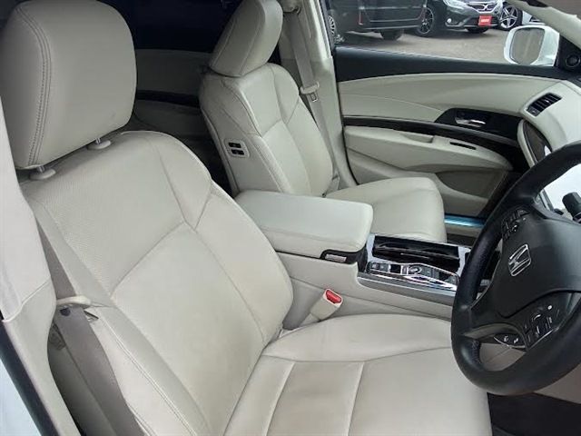 HONDA LEGEND HYBRID 2016