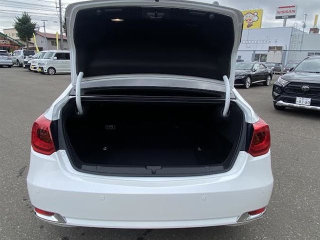 HONDA LEGEND HYBRID 2016