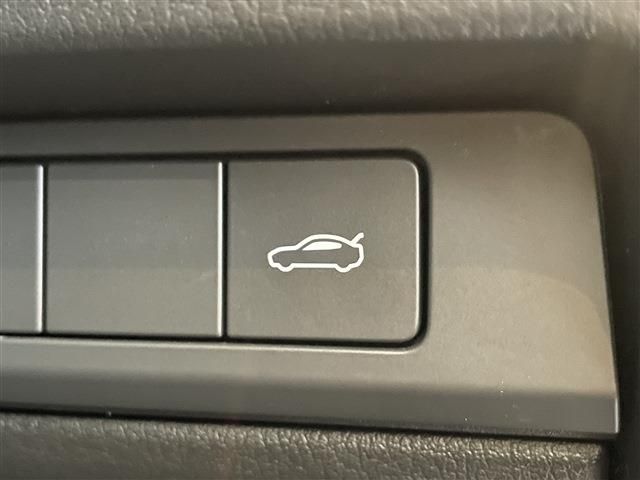 MAZDA MAZDA3 SEDAN 2022