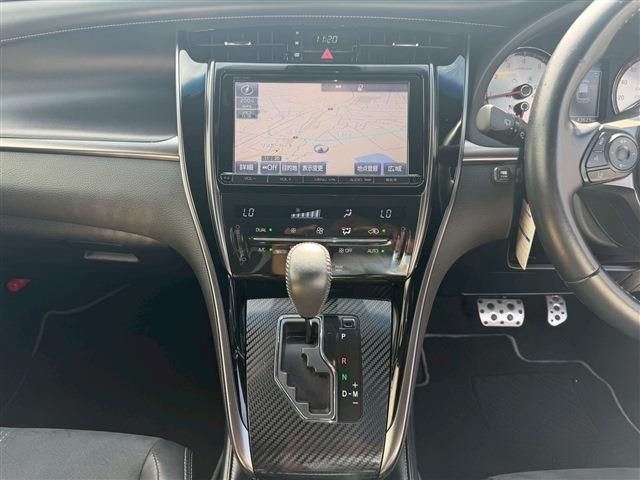 TOYOTA HARRIER 4WD 2019