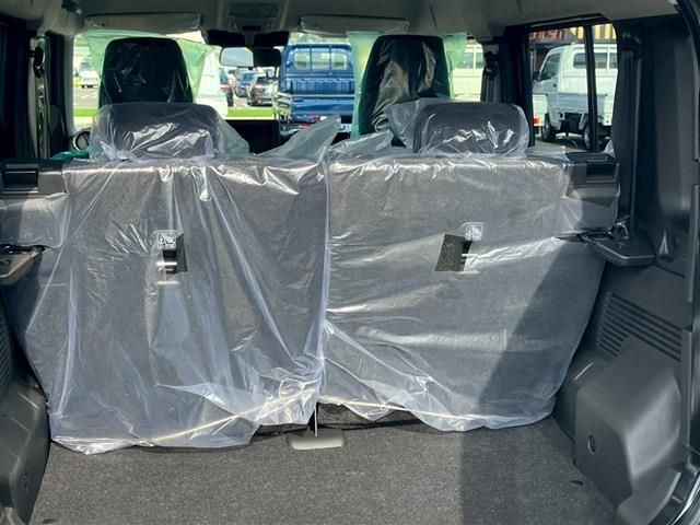 SUZUKI JIMNY NOMADE 2025