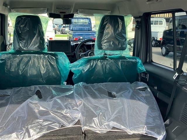 SUZUKI JIMNY NOMADE 2025