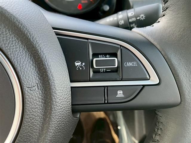 SUZUKI JIMNY NOMADE 2025