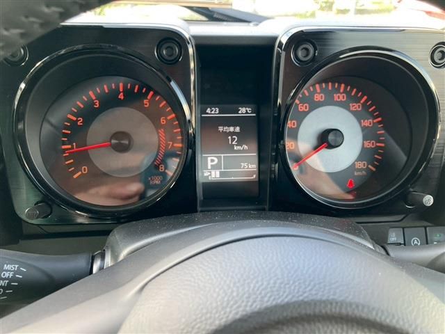 SUZUKI JIMNY NOMADE 2025