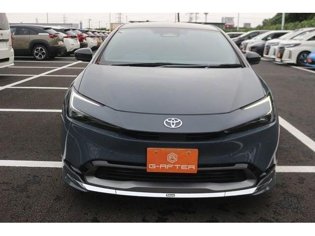 TOYOTA PRIUS 2023