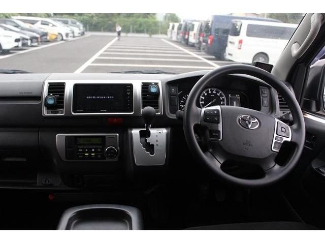 TOYOTA HIACE van 2WD 2022