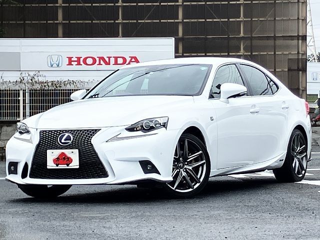 TOYOTA LEXUS IS300h 2014