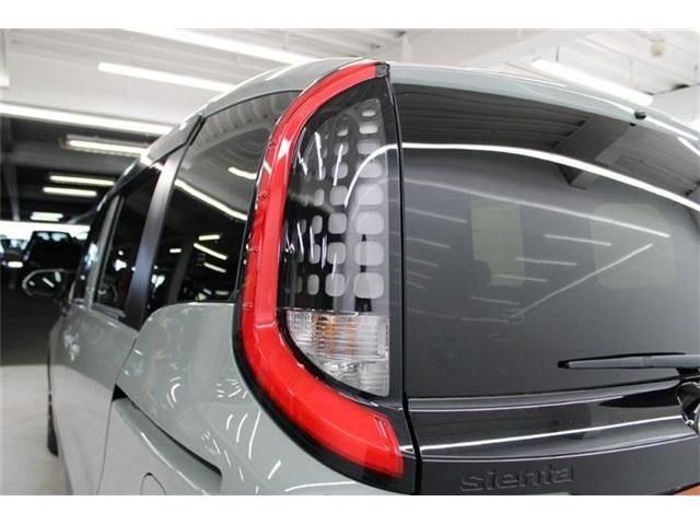 TOYOTA SIENTA HYBRID 2022