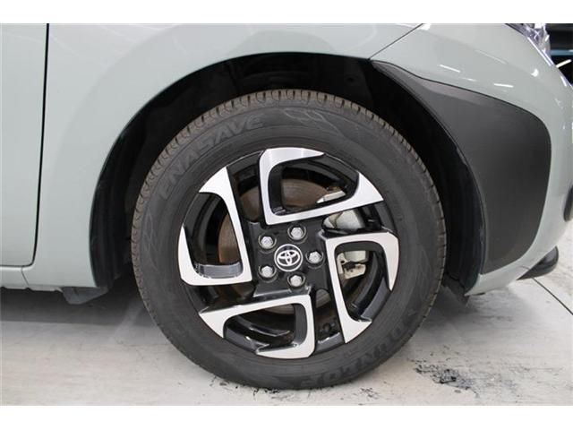 TOYOTA SIENTA HYBRID 2022