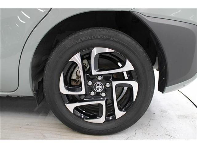 TOYOTA SIENTA HYBRID 2022