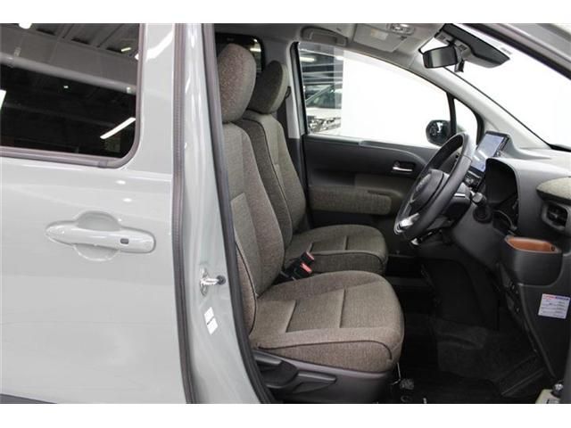 TOYOTA SIENTA HYBRID 2022