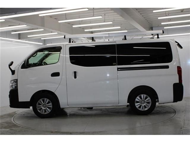 NISSAN CARAVAN van 2WD 2022