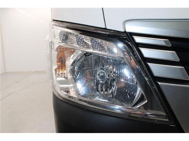 NISSAN CARAVAN van 2WD 2022