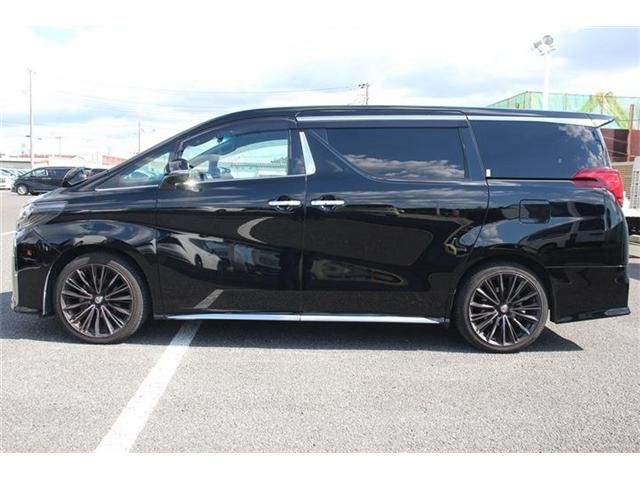TOYOTA ALPHARD 2020