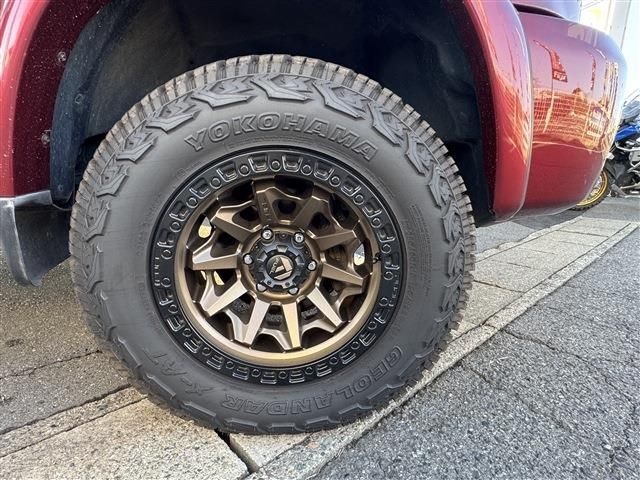 TOYOTA TANDORA 4WD 2004