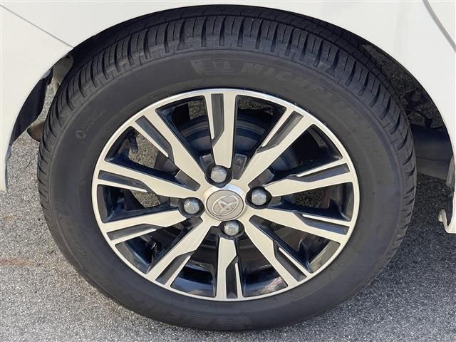 TOYOTA PIXIS MEGA 2016