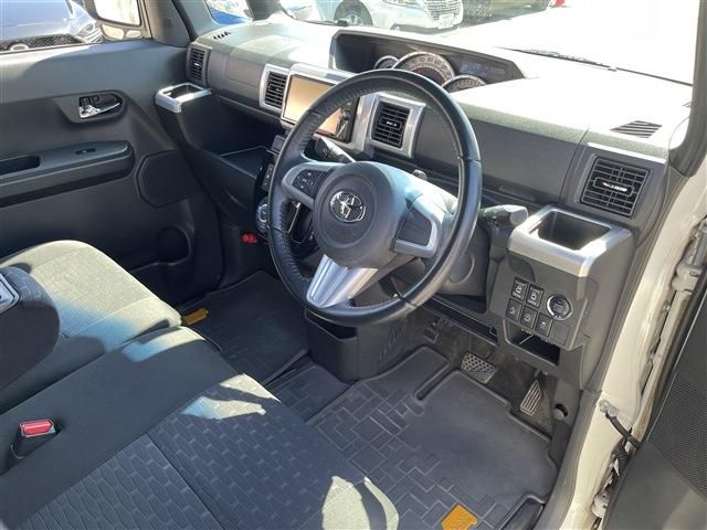 TOYOTA PIXIS MEGA 2016