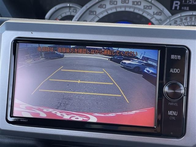 TOYOTA PIXIS MEGA 2016