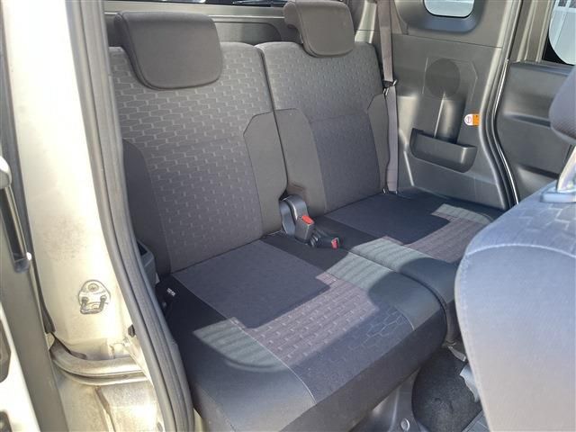 TOYOTA PIXIS MEGA 2016