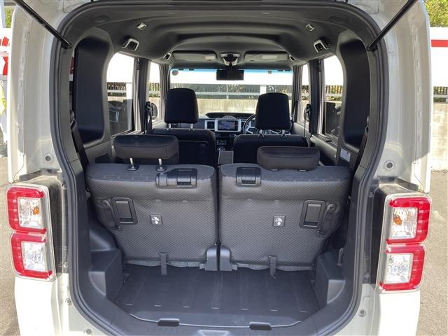 TOYOTA PIXIS MEGA 2016