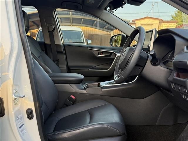 TOYOTA RAV4 4WD 2021