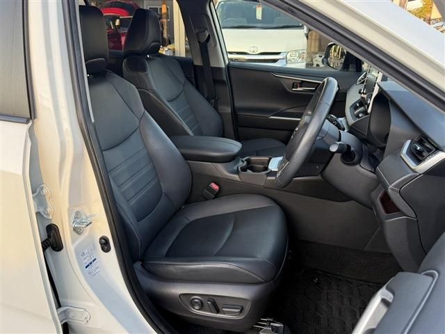 TOYOTA RAV4 4WD 2021